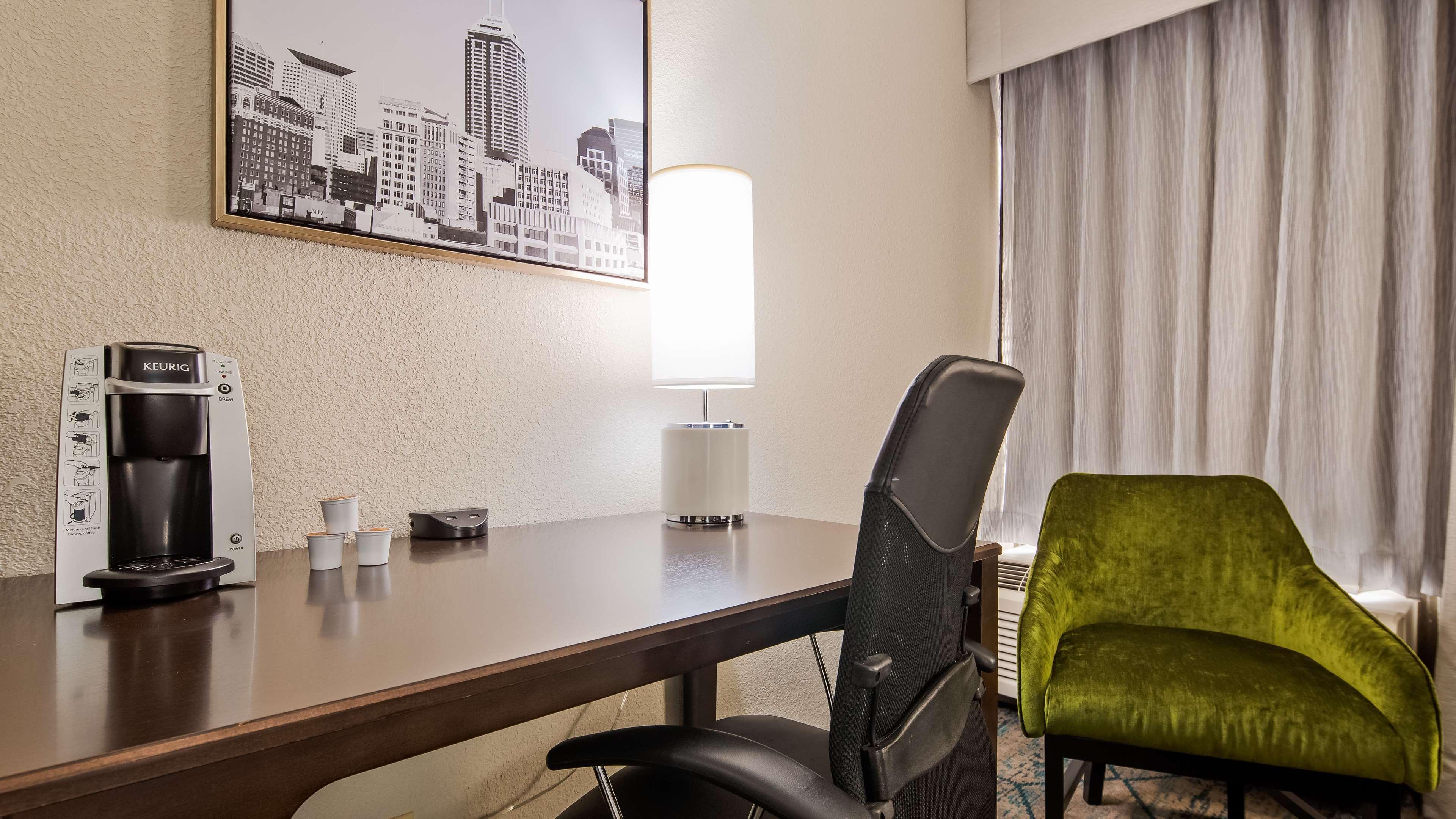 Best Western Plus Indianapolis Nw Hotel Εξωτερικό φωτογραφία
